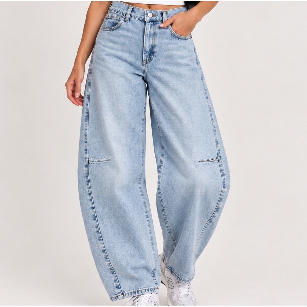 Levis Cinch Waist Barrel Jeans 27x31 High Rise Baggy Light Wash NWT 003V5-0003